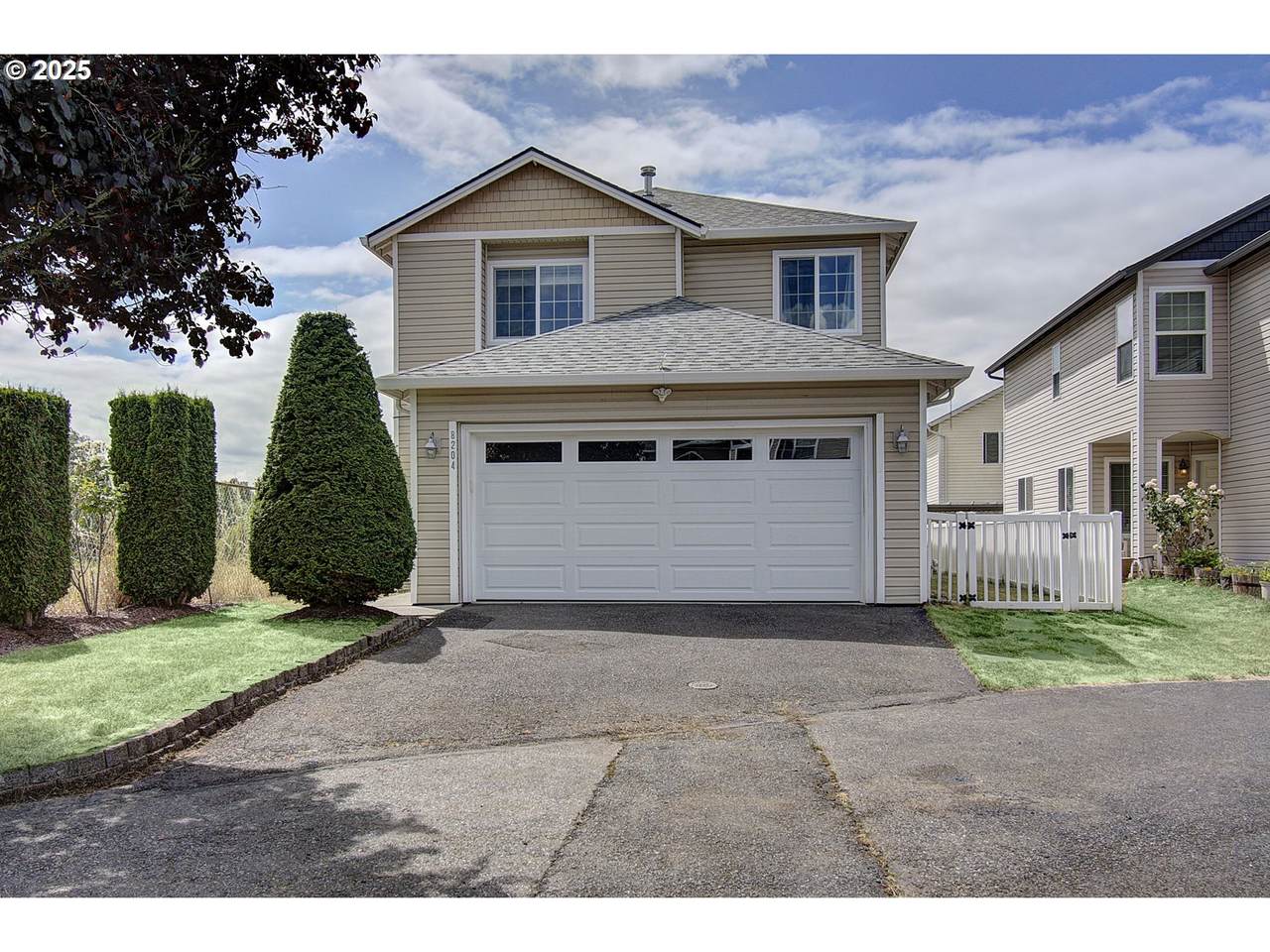 8204 21ST Pl - Photo 1