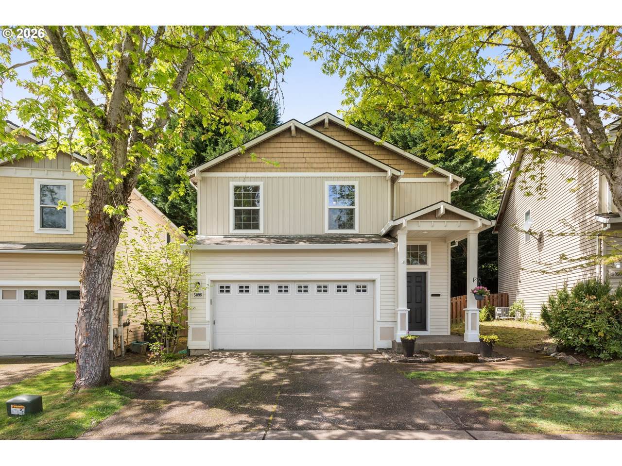 5098 Schoeler Cir - Photo 1