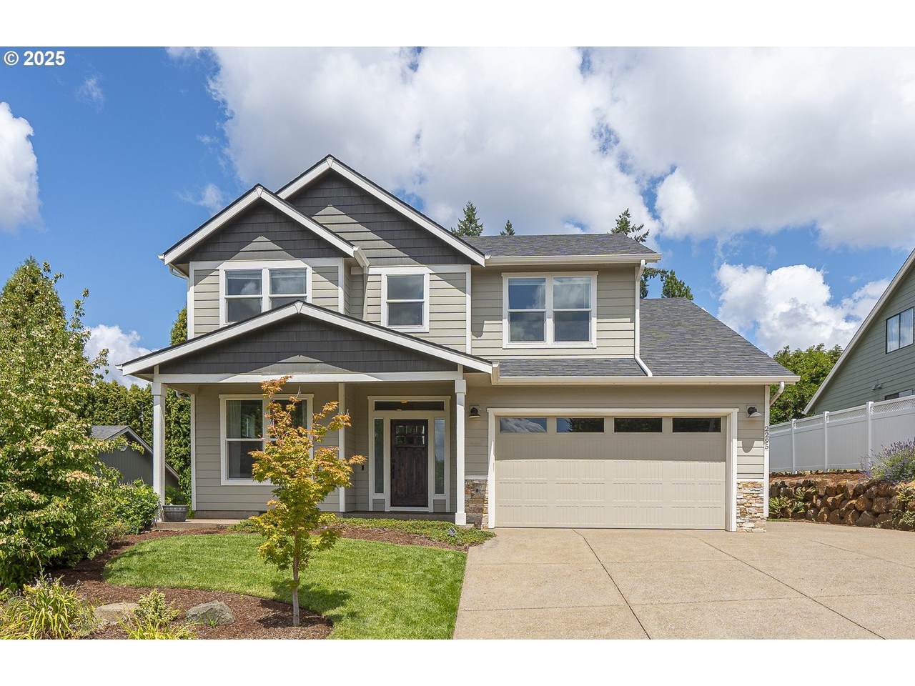 2295 Red Oak Dr - Photo 1