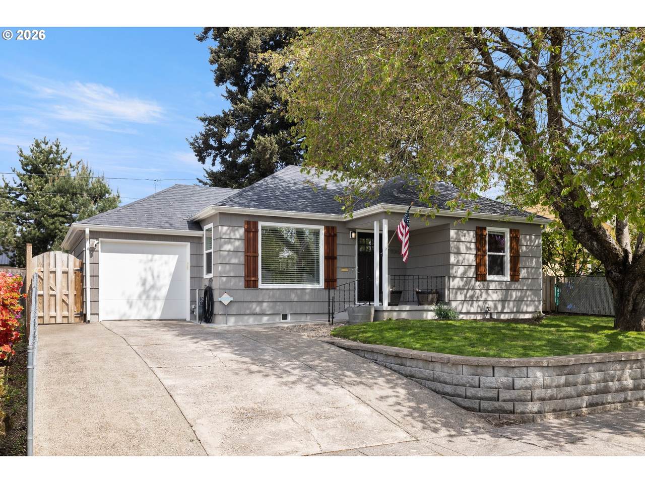 9045 Alder St - Photo 1