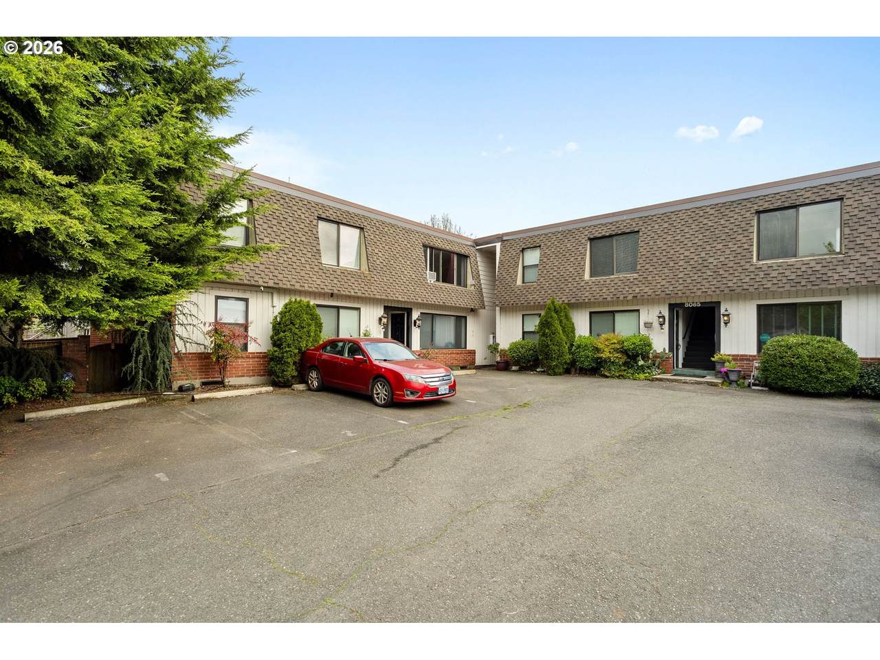 8065 Ivanhoe St - Photo 1