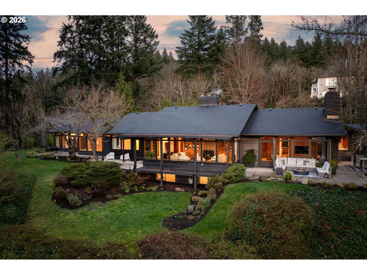https://bt-photos.global.ssl.fastly.net/portland/1280_boomver_1_778165651-2.jpg