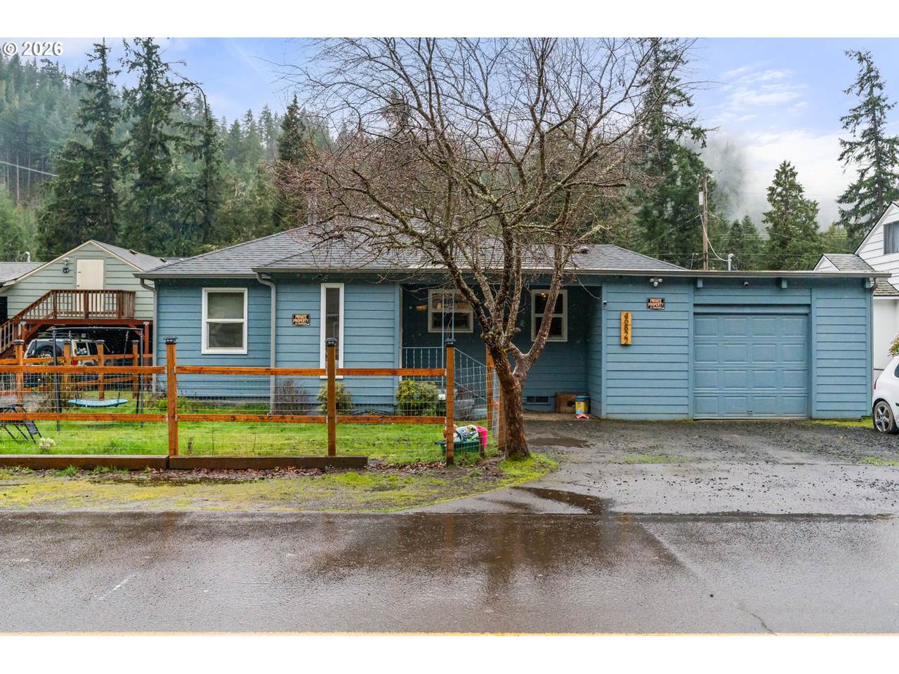 46822 Sunset Ave - Photo 1