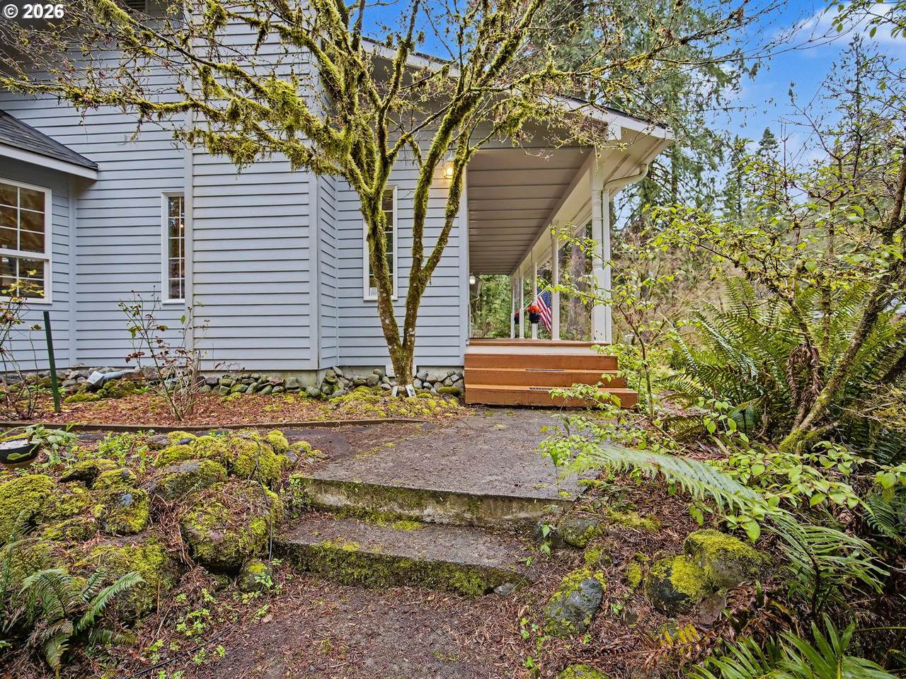 https://bt-photos.global.ssl.fastly.net/portland/1280_boomver_2_779366633-2.jpg