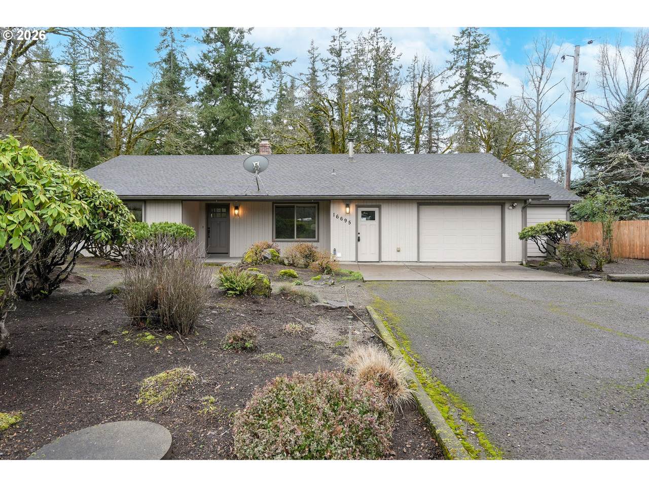 16695 Dancing Fox Ln - Photo 1