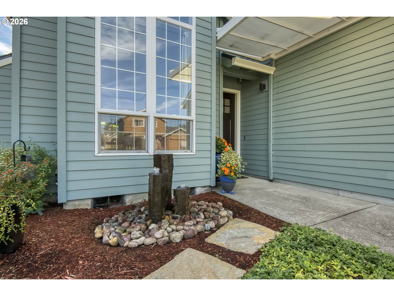 https://bt-photos.global.ssl.fastly.net/portland/1280_boomver_1_779805015-2.jpg