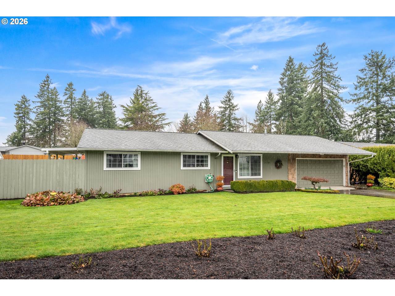 15781 Holladay St - Photo 1