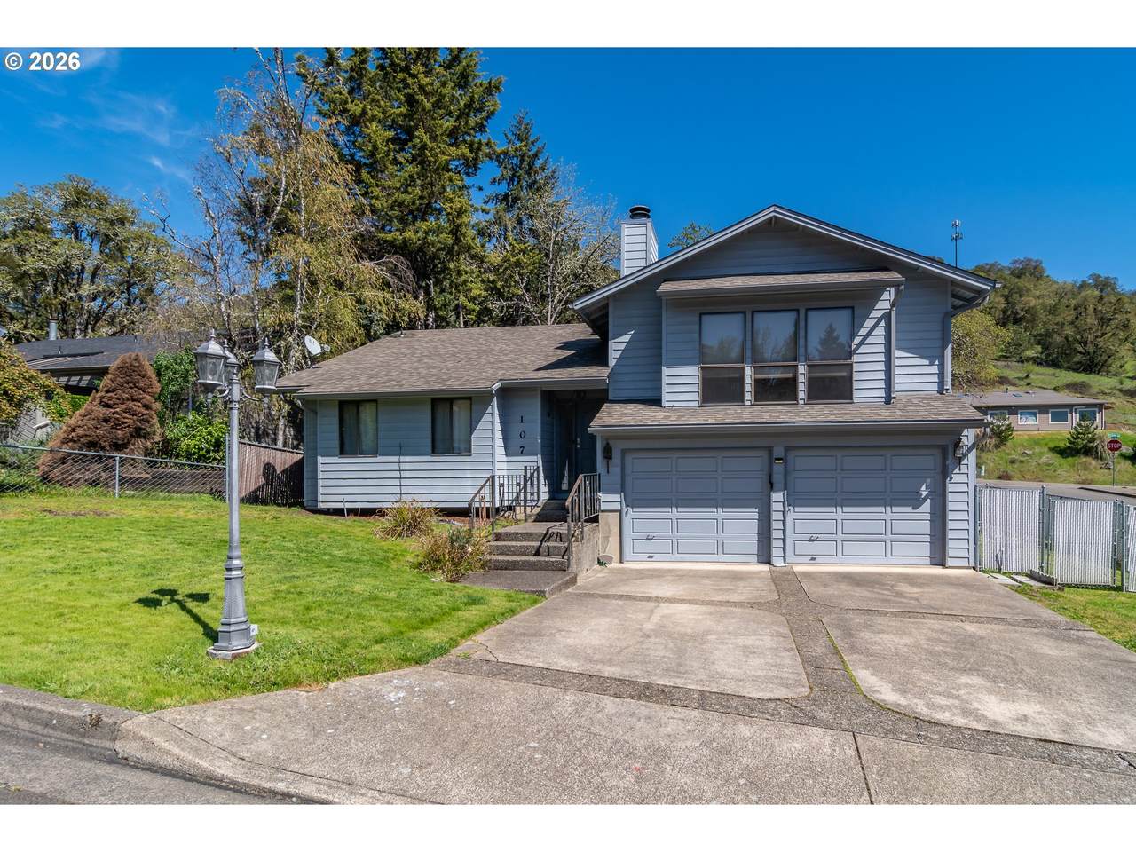 107 Woodoak Dr - Photo 1