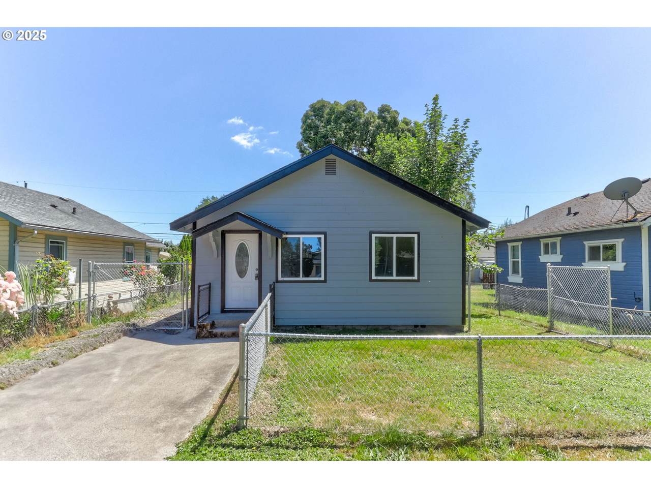 248 20TH Ave - Photo 1