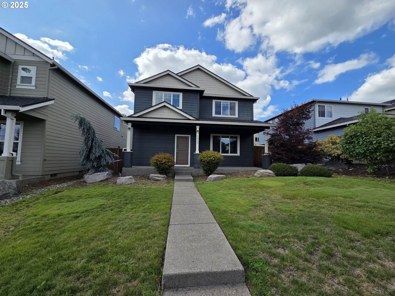 7435 92nd Ave - Photo 1