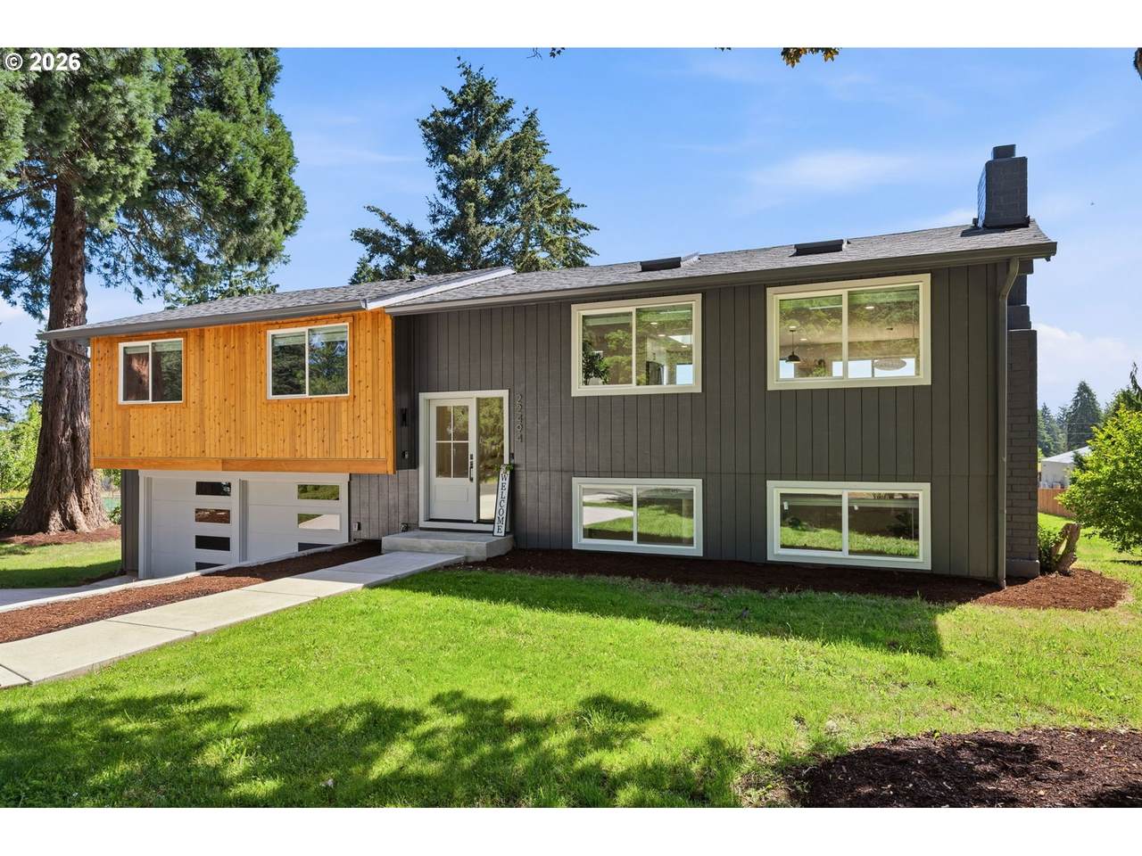 22494 Ridgeview Dr - Photo 1