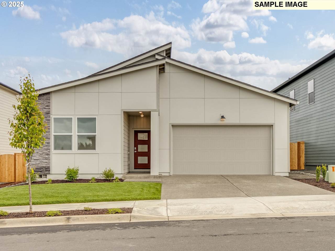151 30TH St - Photo 1