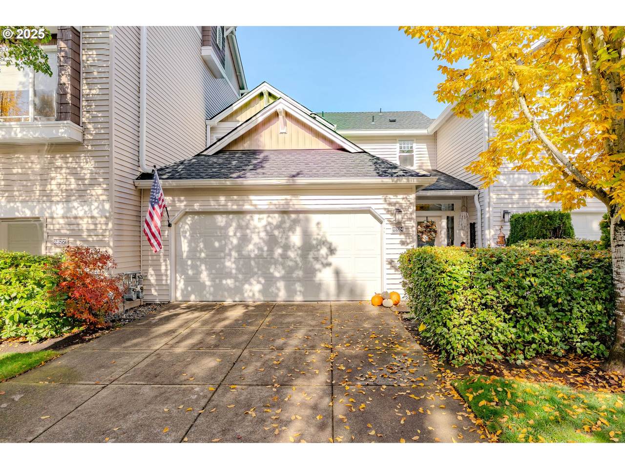 8824 17TH St - Photo 1