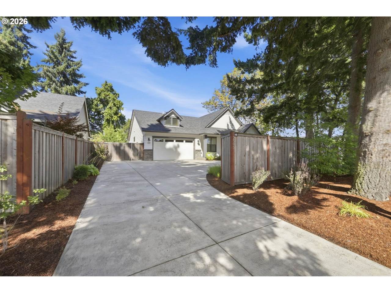 https://bt-photos.global.ssl.fastly.net/portland/1280_boomver_1_794269130-2.jpg