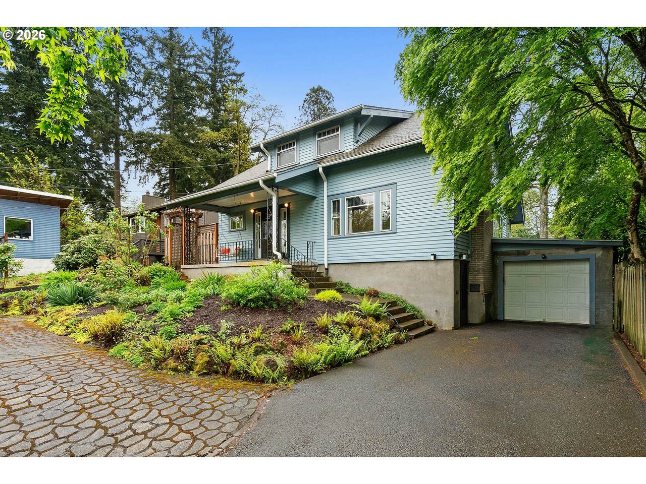 https://bt-photos.global.ssl.fastly.net/portland/1280_boomver_1_796497758-2.jpg