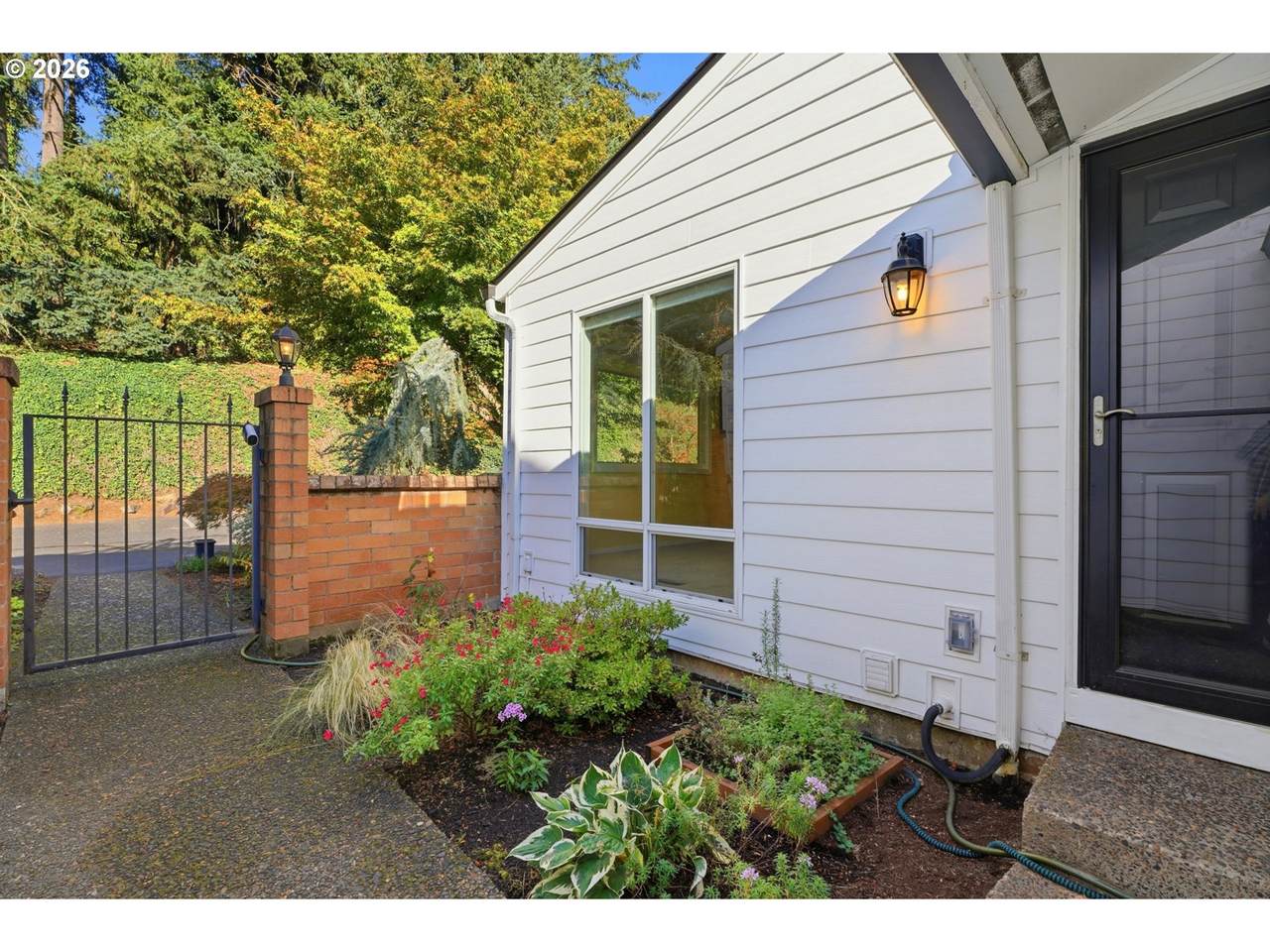 https://bt-photos.global.ssl.fastly.net/portland/1280_boomver_1_797204960-2.jpg