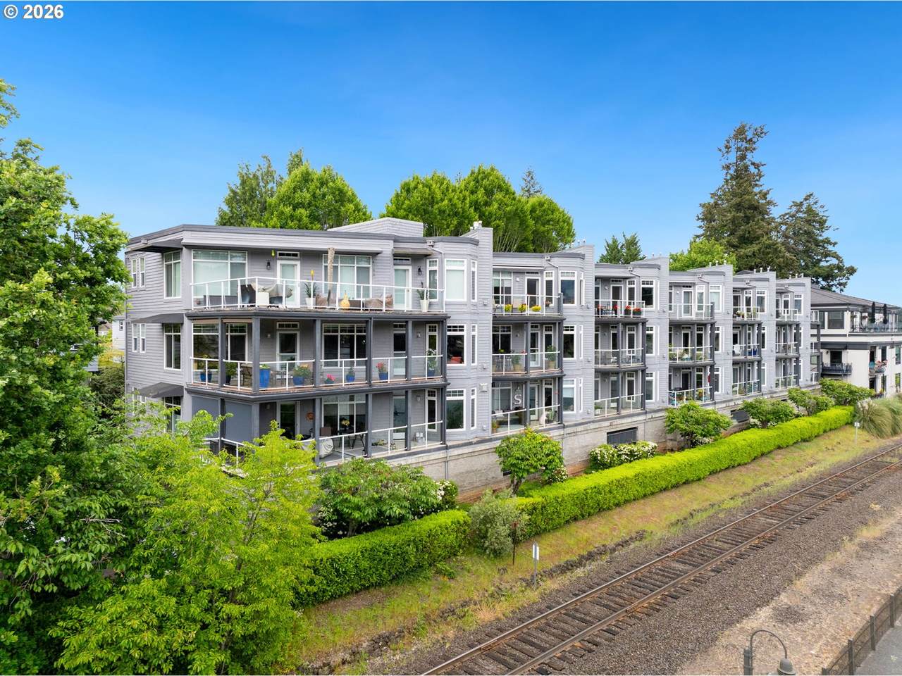 https://bt-photos.global.ssl.fastly.net/portland/1280_boomver_1_797838137-2.jpg