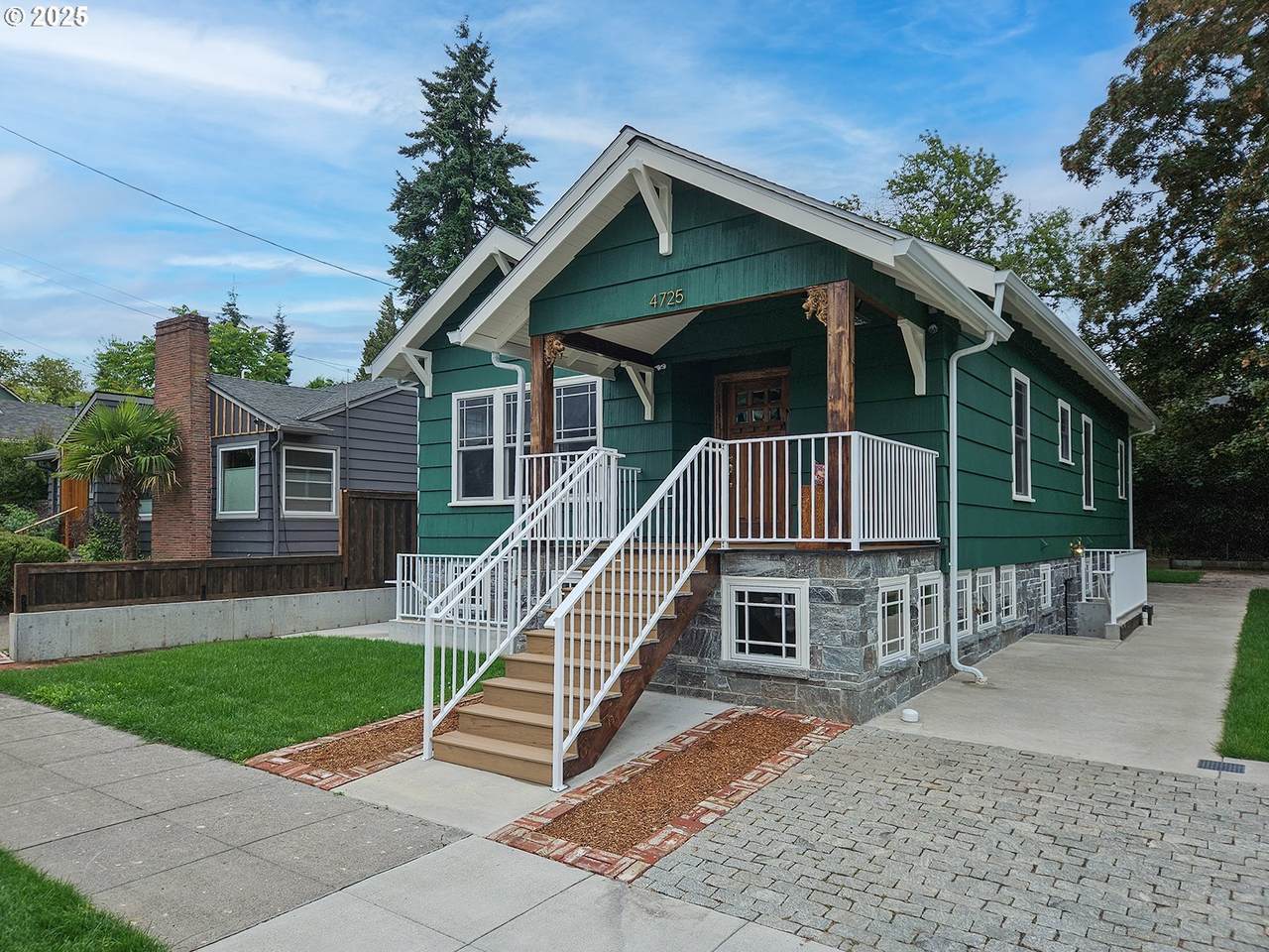 4725 22ND Ave - Photo 1
