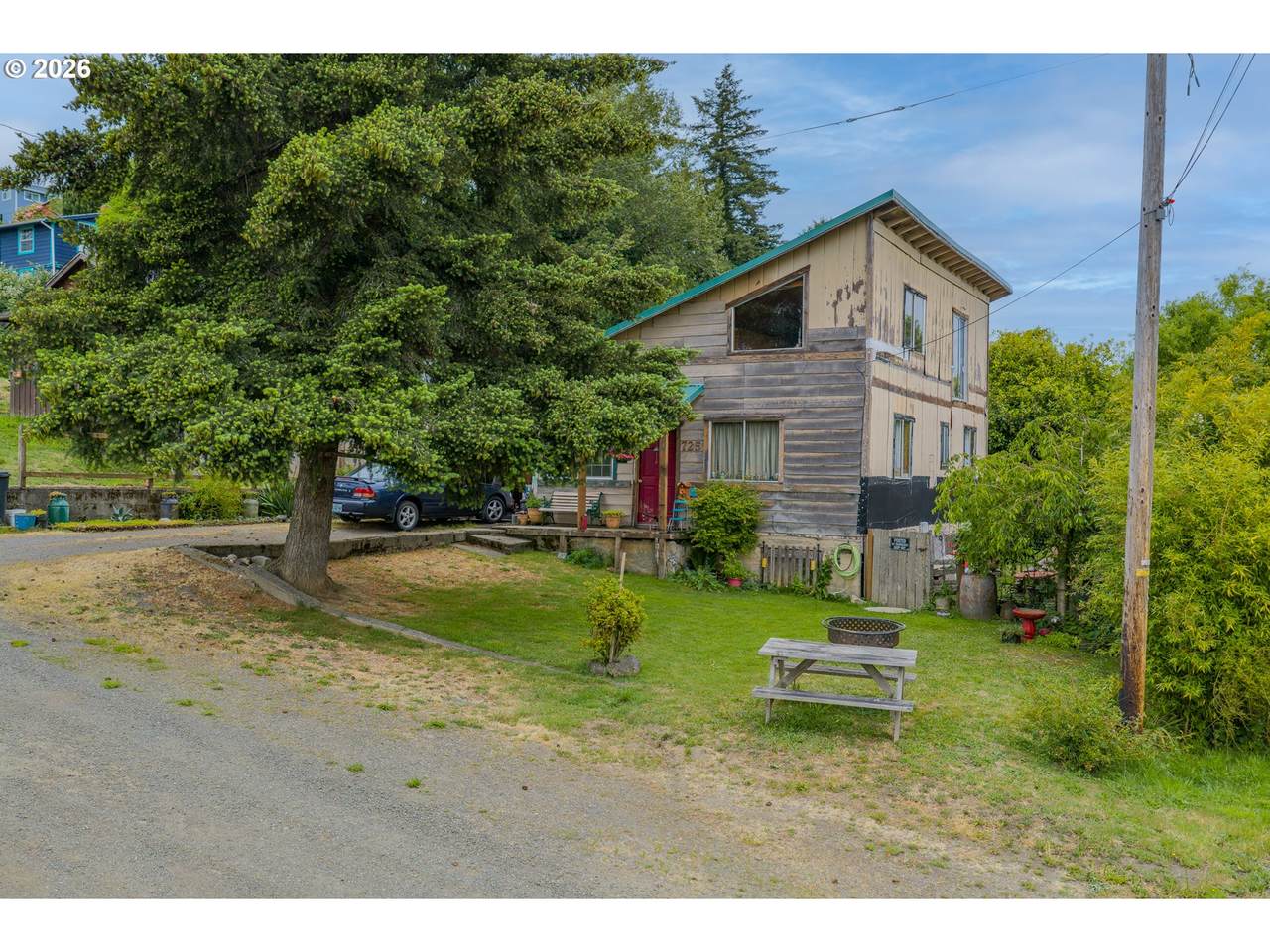 725 B St - Photo 1