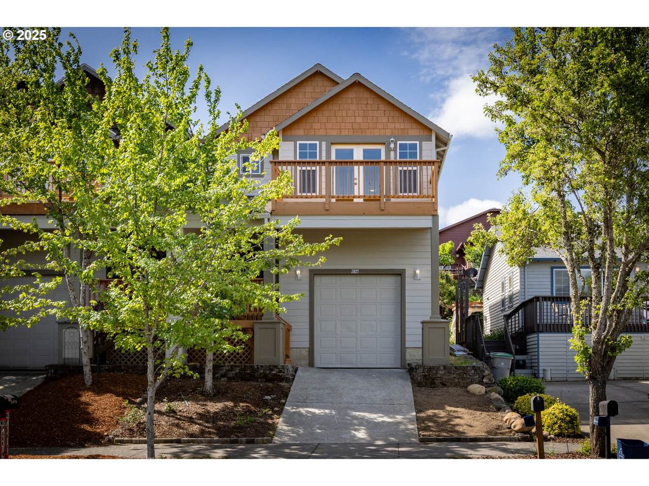 2877 Hazel Ave - Photo 1