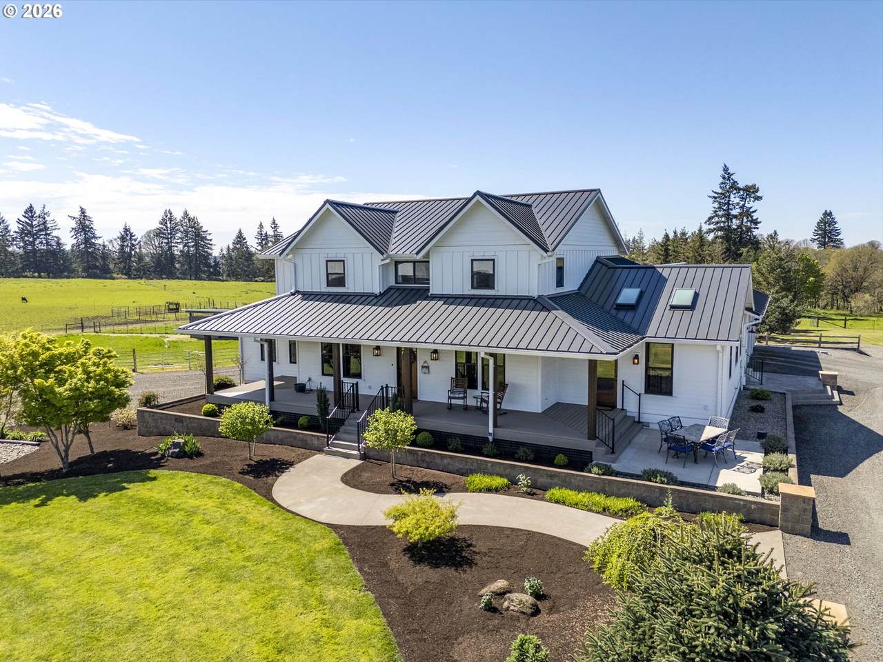 https://bt-photos.global.ssl.fastly.net/portland/1280_boomver_1_799316645-2.jpg