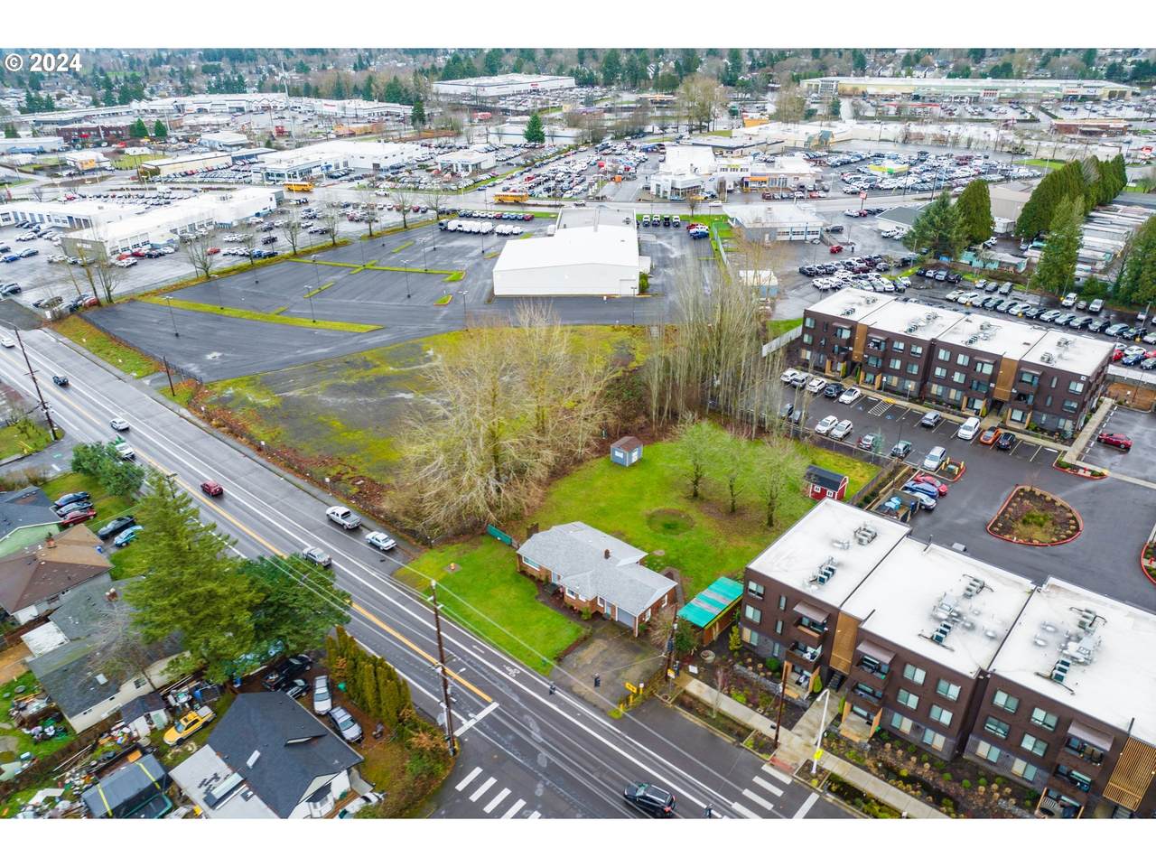 https://bt-photos.global.ssl.fastly.net/portland/1280_boomver_1_799342585-2.jpg