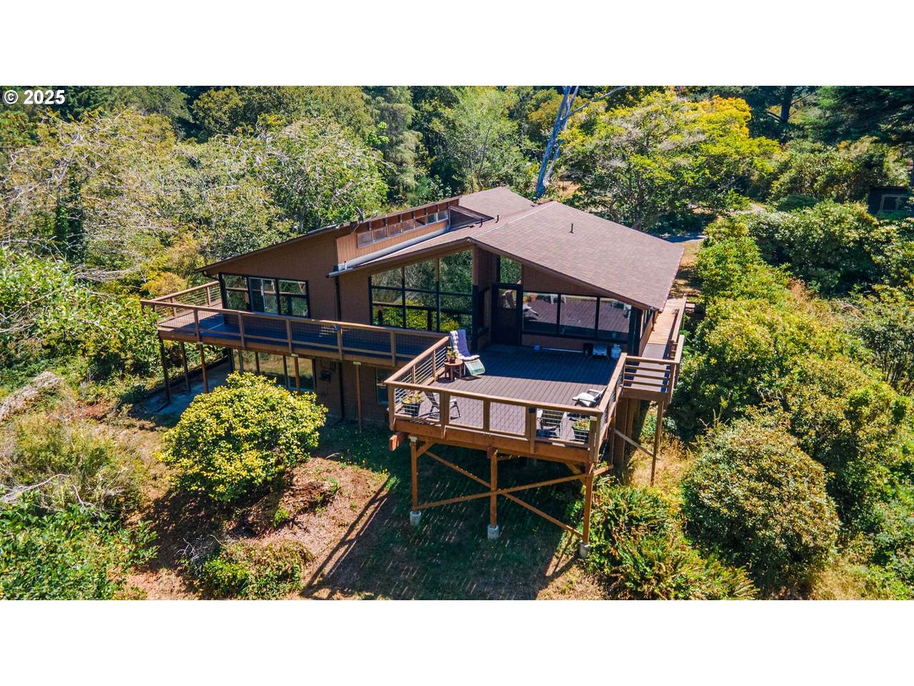 705 Ohio Ave - Photo 1