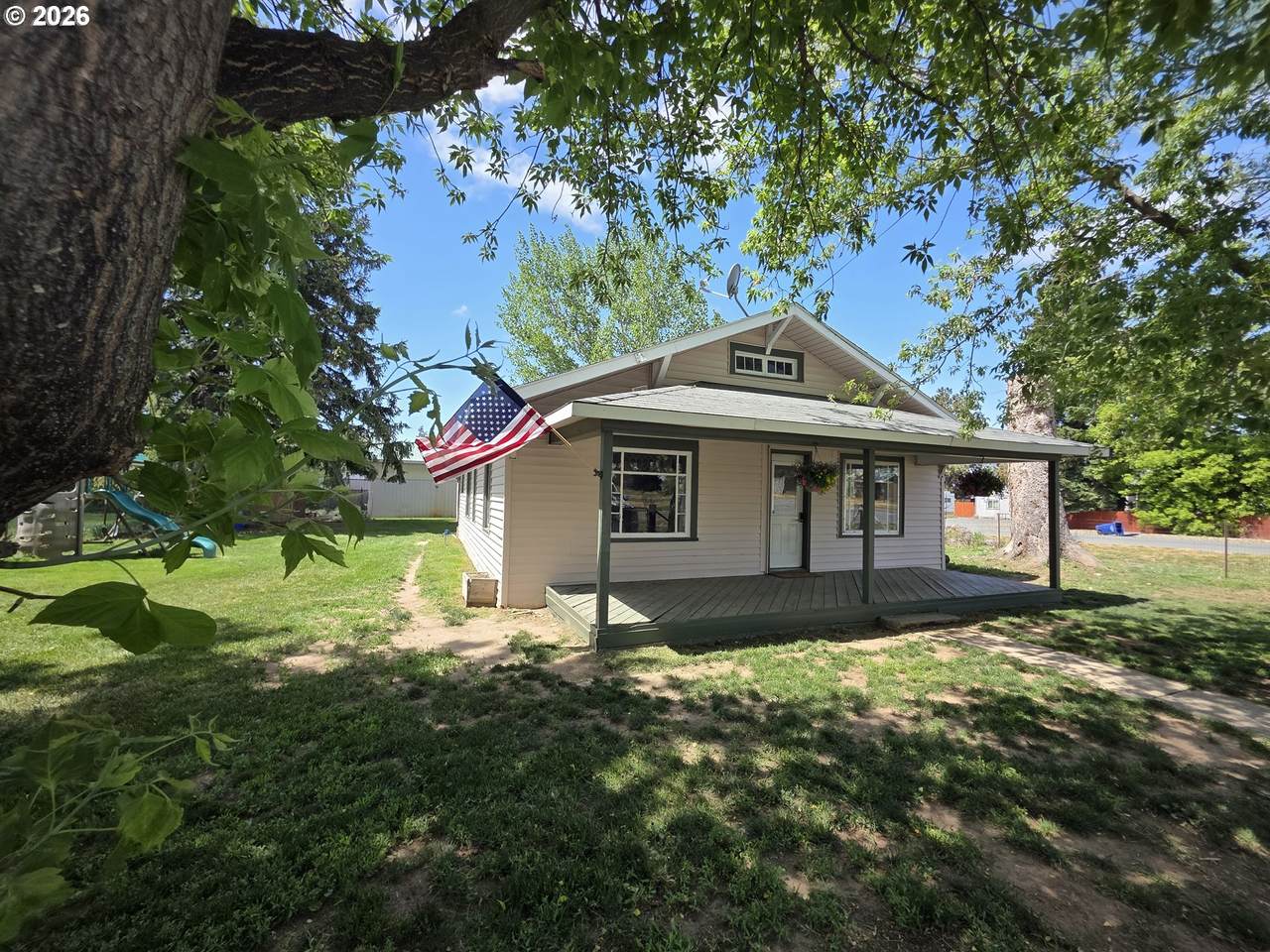 395 Center St - Photo 1