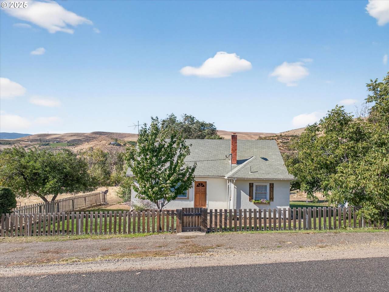 43310 Eagle Creek Rd - Photo 1