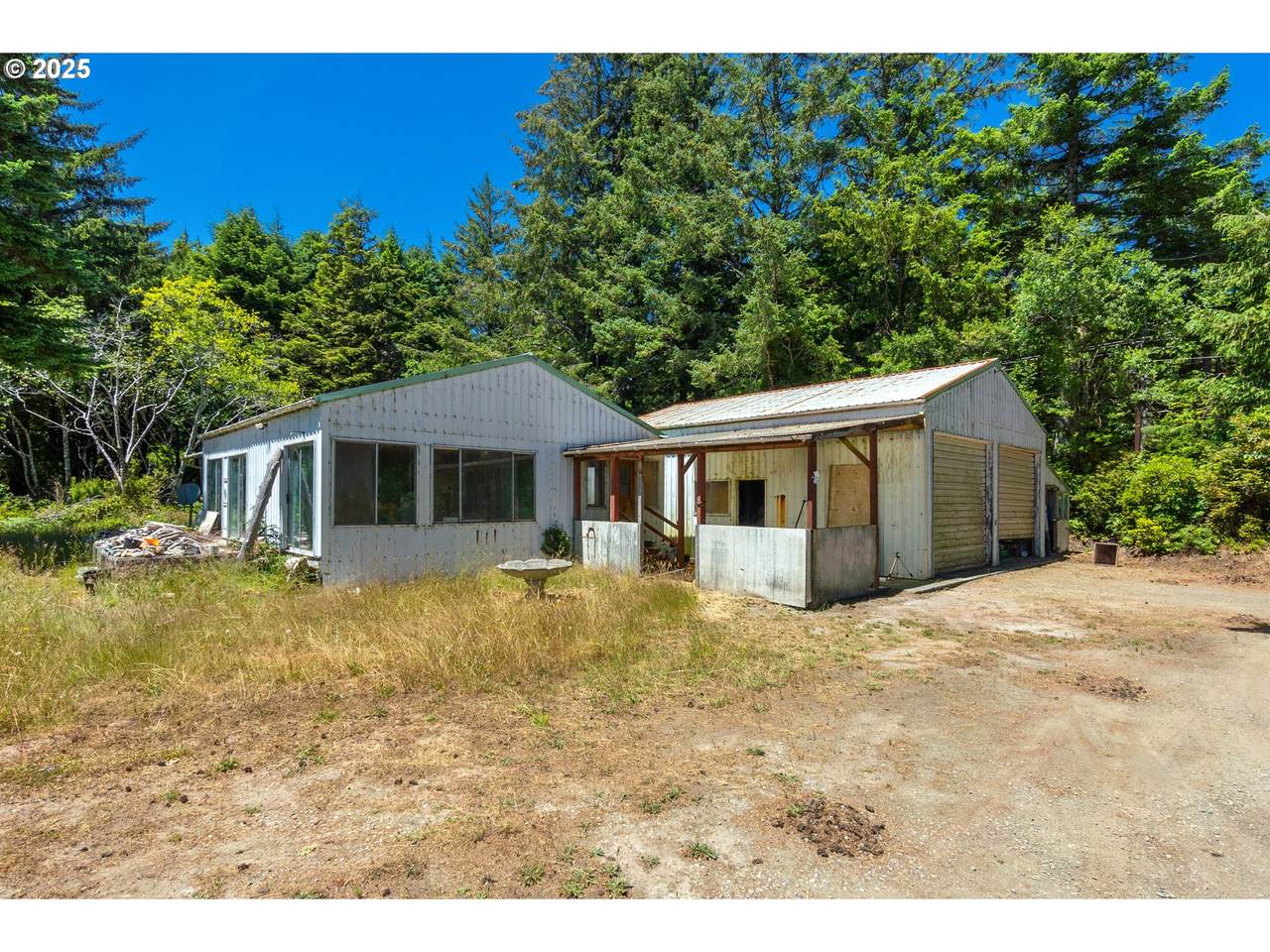 92394 Airport Rd - Photo 1