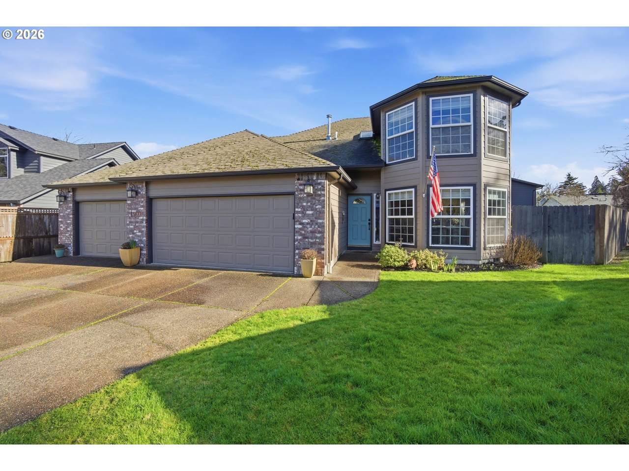 2033 West Park Ct - Photo 1