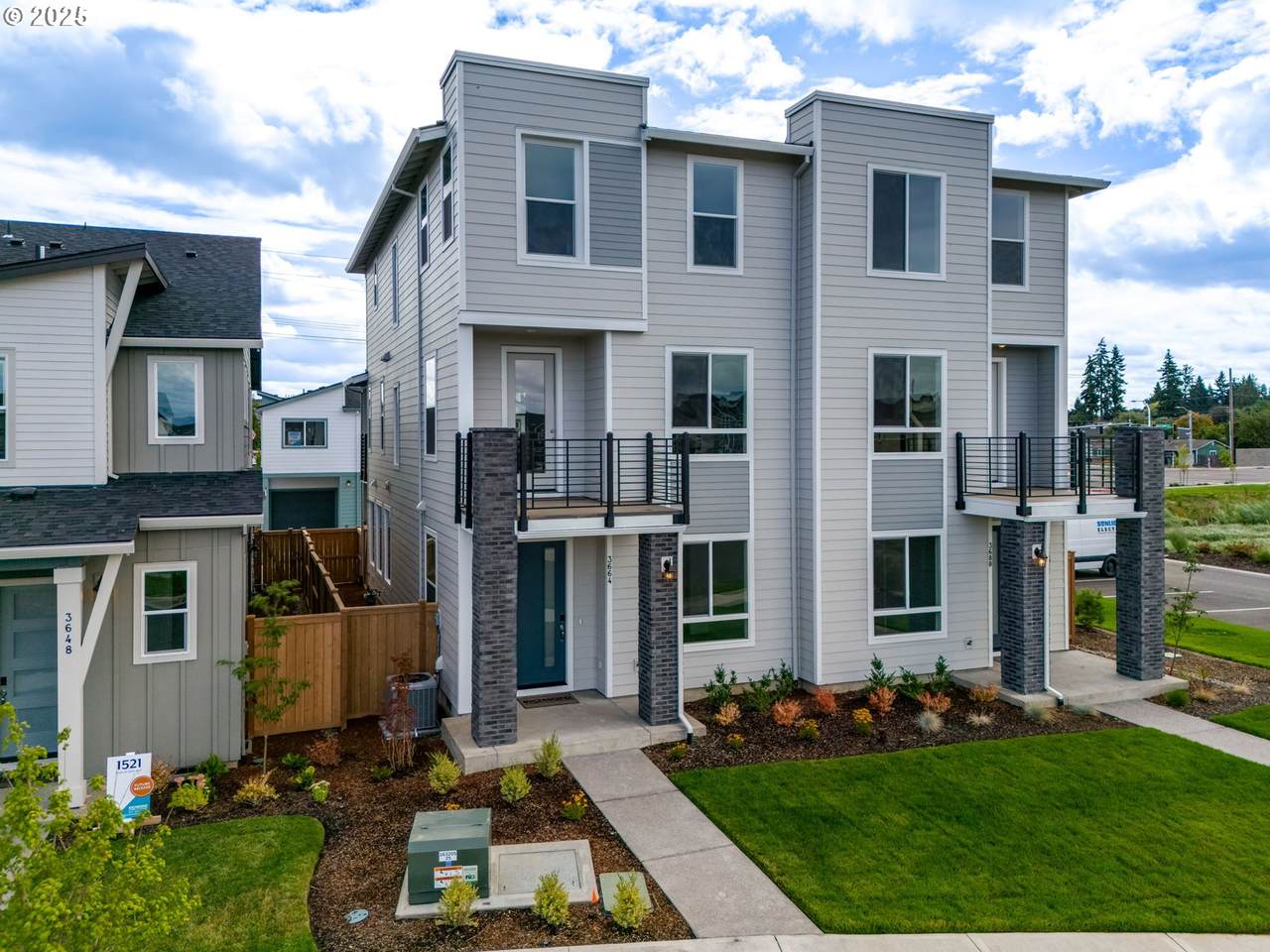 3664 86th Ave - Photo 1