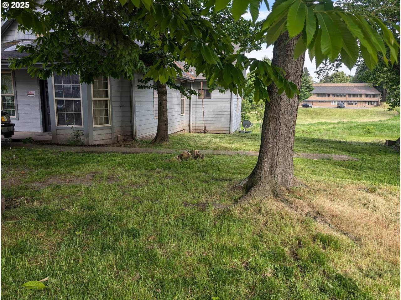 146 D St - Photo 1