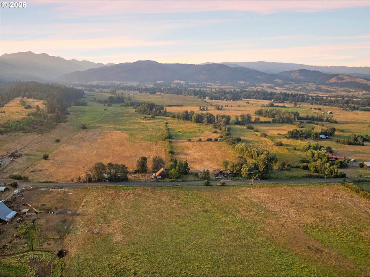 https://bt-photos.global.ssl.fastly.net/portland/1280_boomver_2_150716866-2.jpg