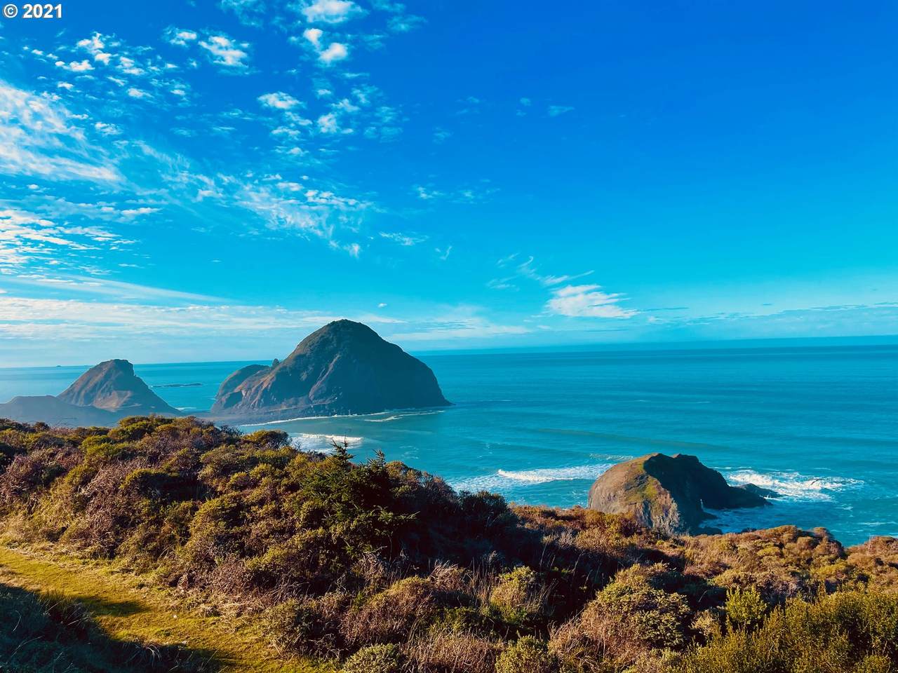 Hwy 101 - Photo 1