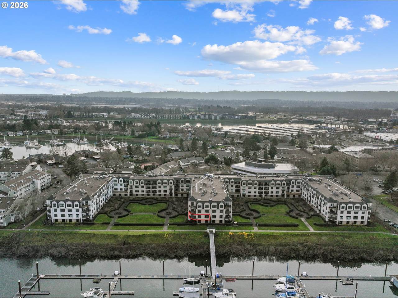 https://bt-photos.global.ssl.fastly.net/portland/1280_boomver_2_154175178-2.jpg