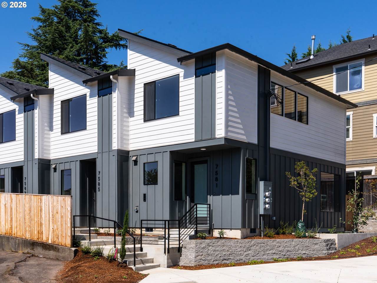 7581 Capitol Hwy - Photo 1