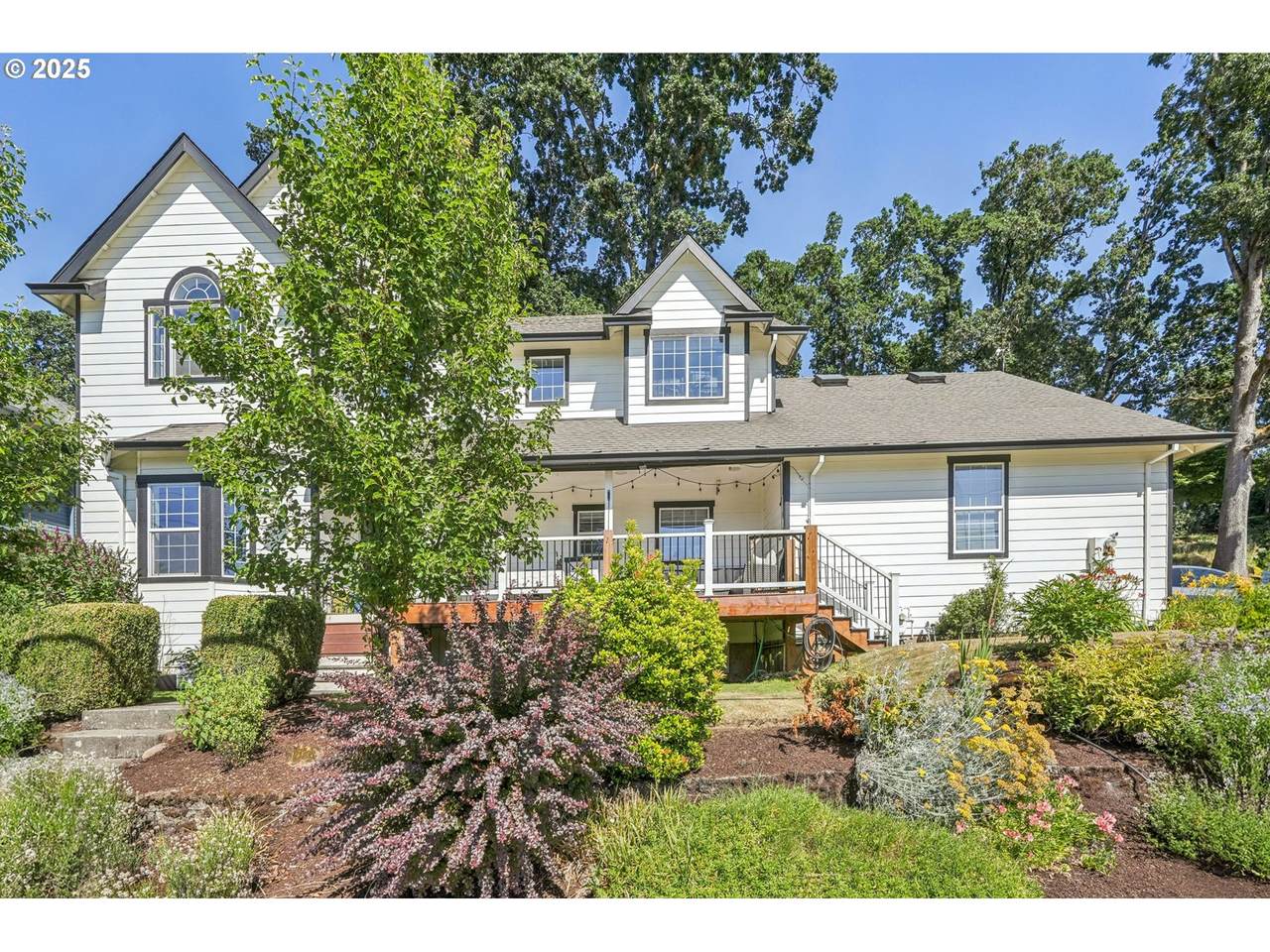 710 Mill St - Photo 1