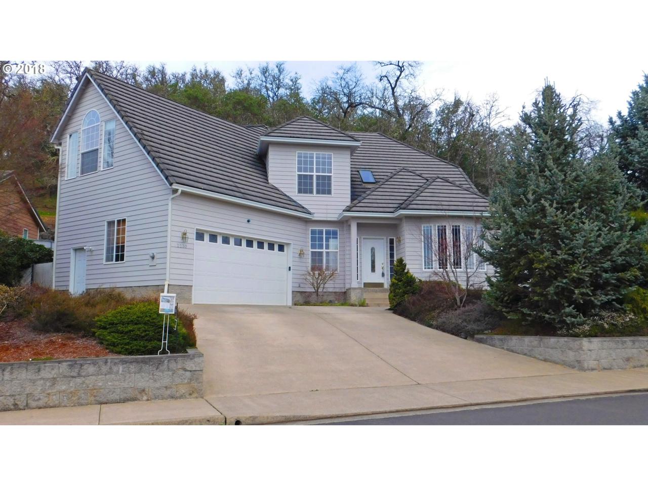 2230 Witherspoon Ave - Photo 1