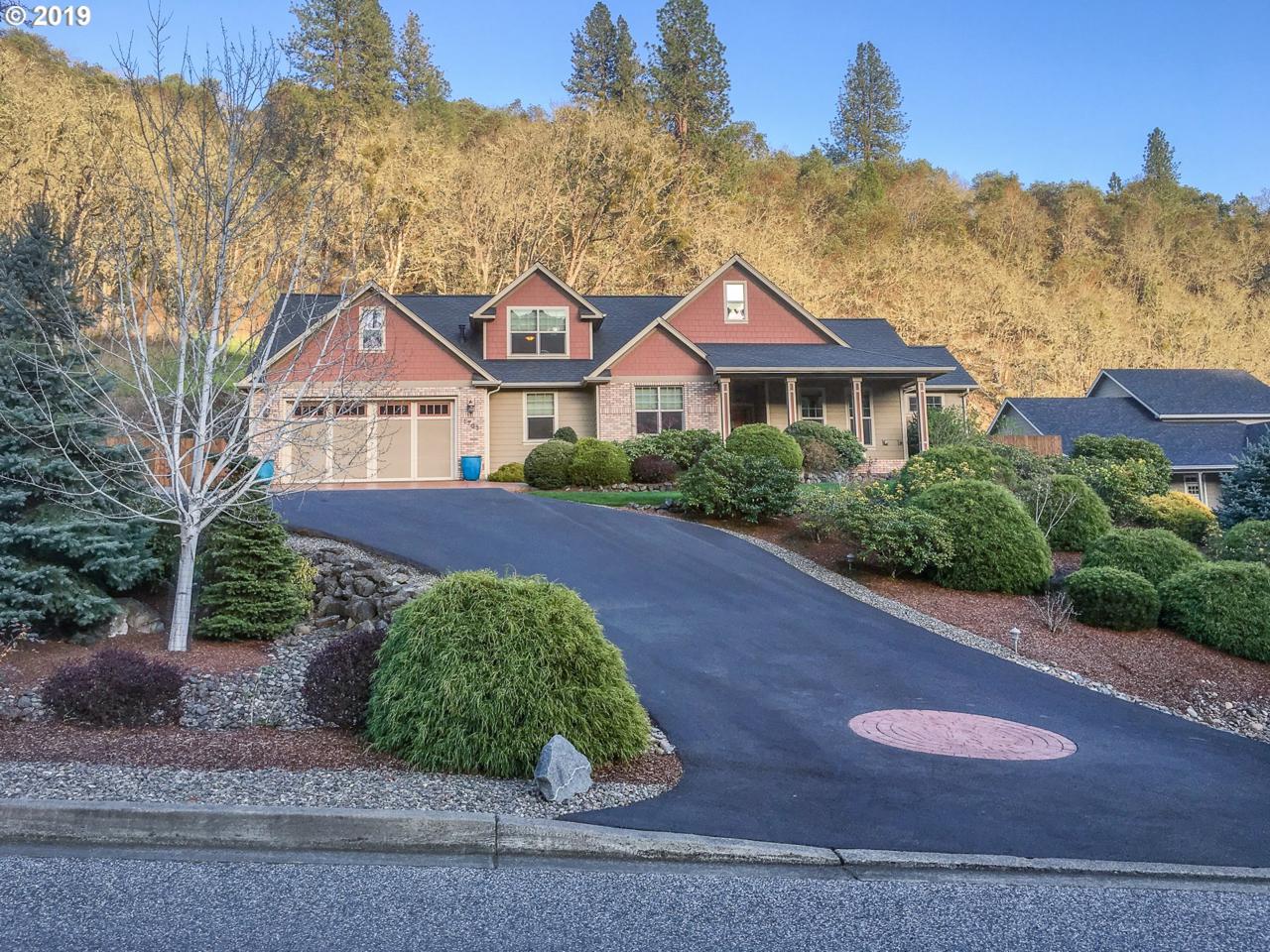 1703 Rocky Dr - Photo 1
