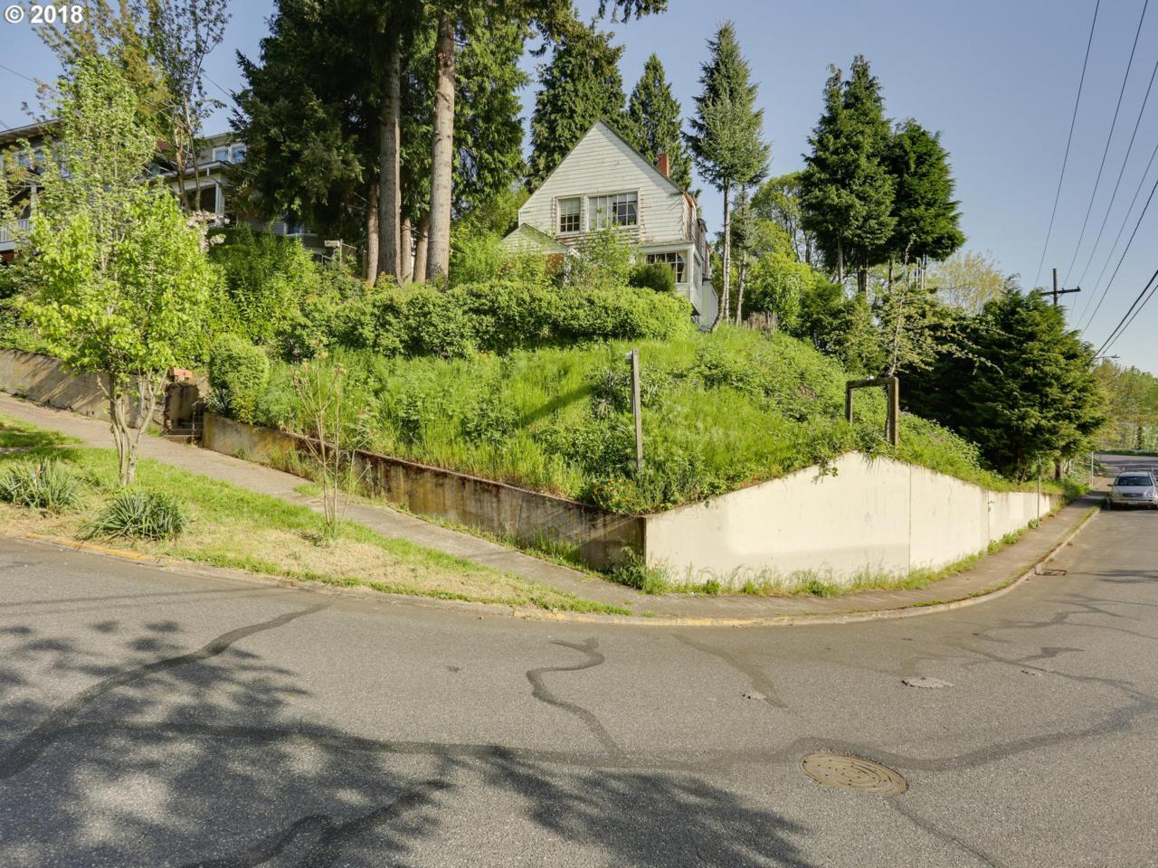 239 Hamilton St - Photo 1