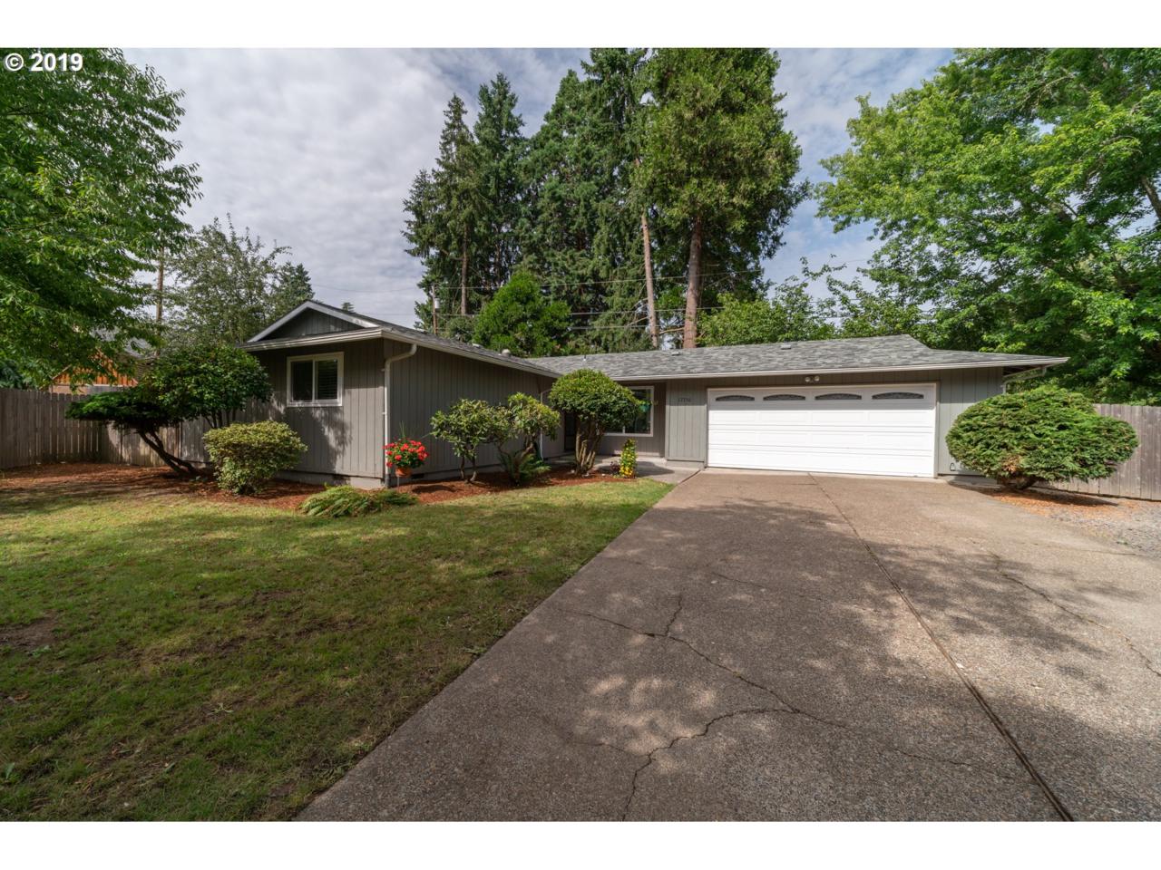 17750 Sugar Plum Ln - Photo 1