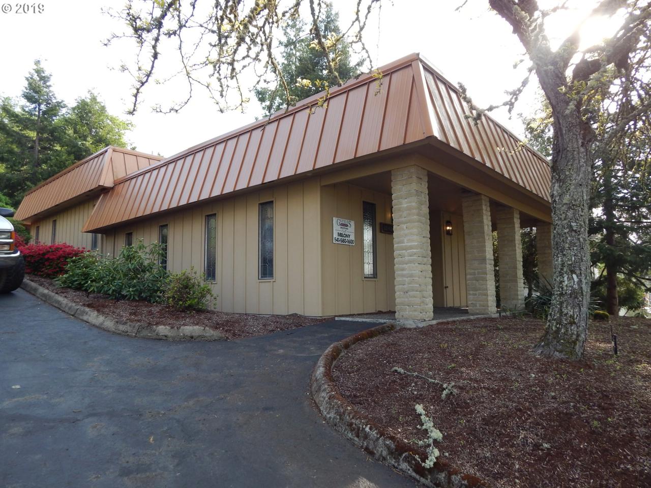 1243 Douglas Ave - Photo 1