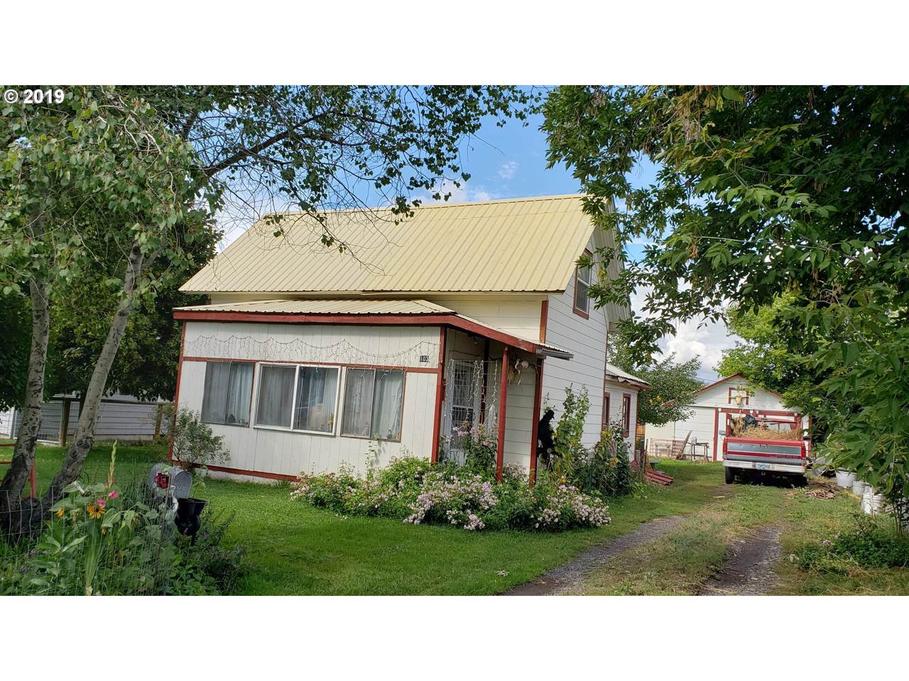 103 Park St - Photo 1