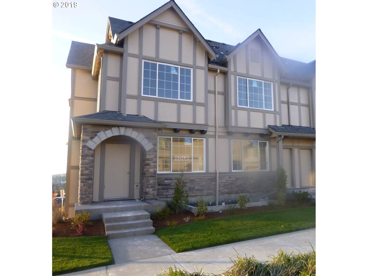 7171 Eleanor Ave - Photo 1