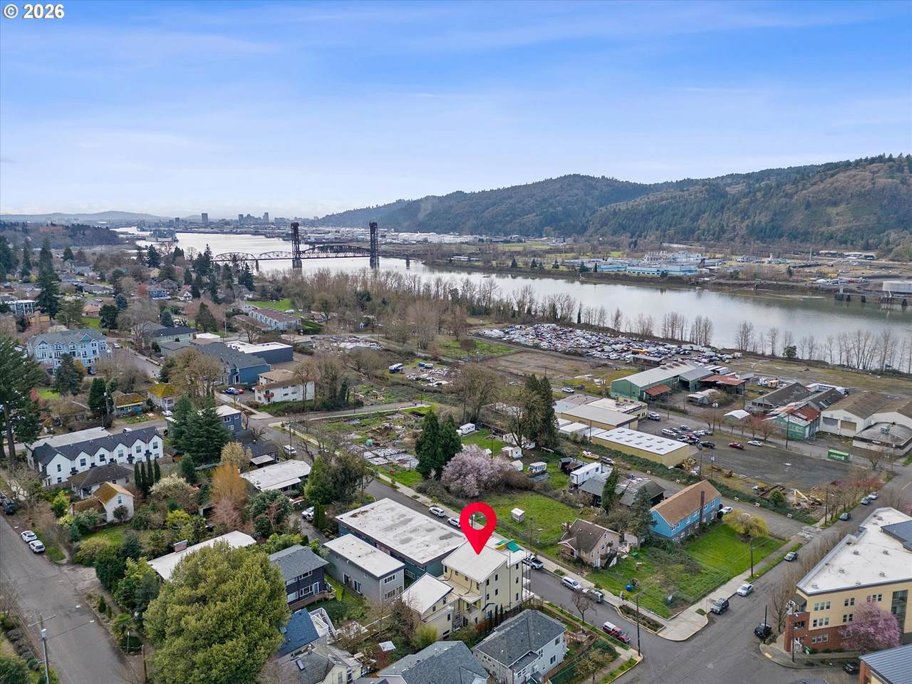 https://bt-photos.global.ssl.fastly.net/portland/1280_boomver_2_198712609-2.jpg