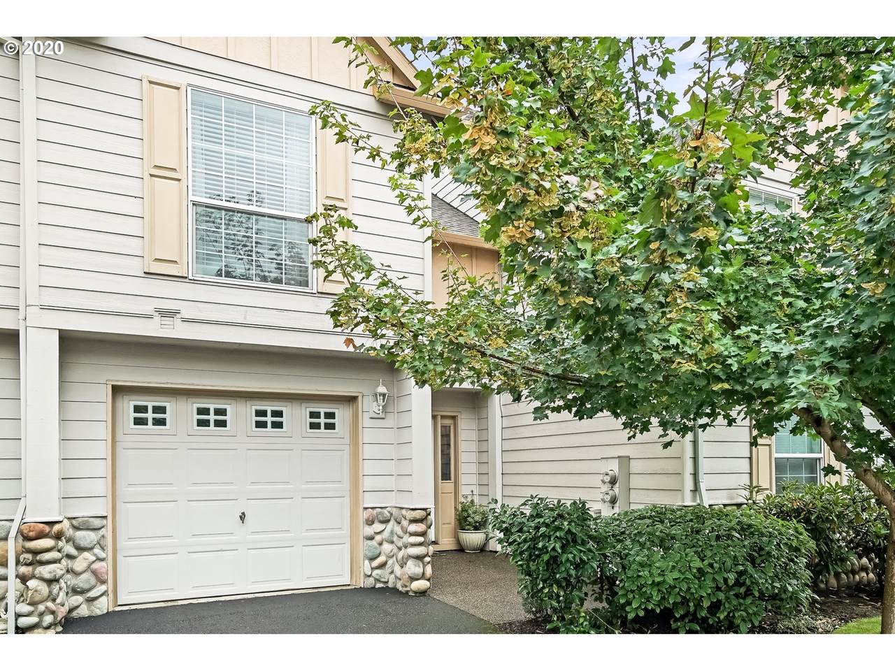 22036 Grahams Ferry Rd - Photo 1