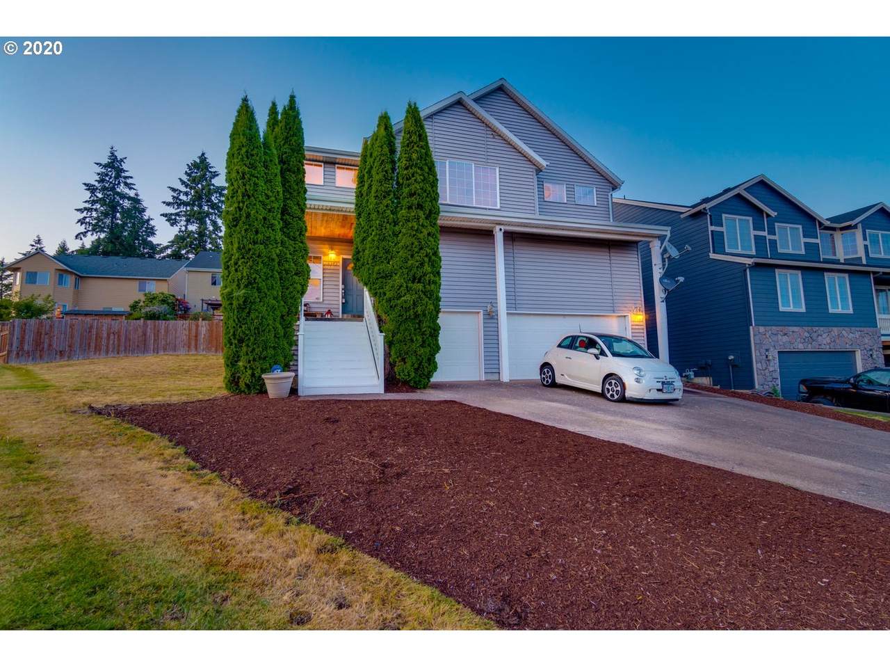 15373 141ST Ave - Photo 1
