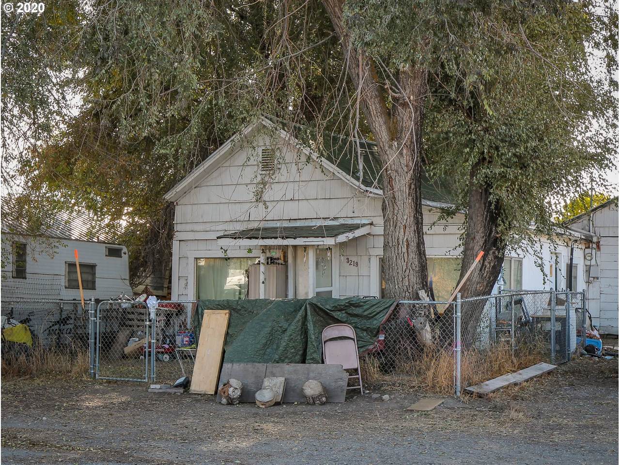 3219 Court Ave - Photo 1