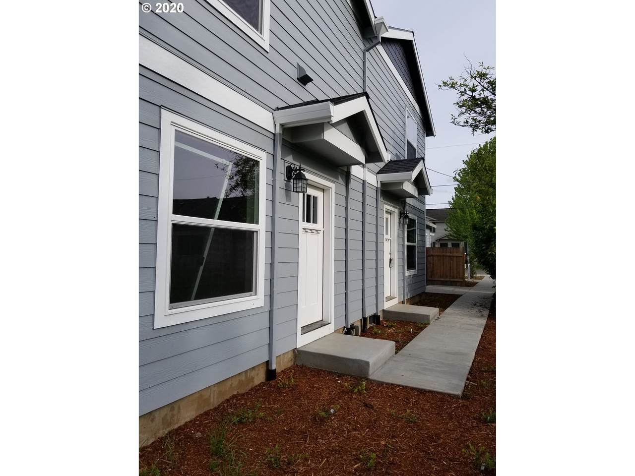 8039 Carlton St - Photo 1